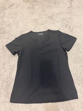 NWOT Mandala One Pocket Black Scrub Top